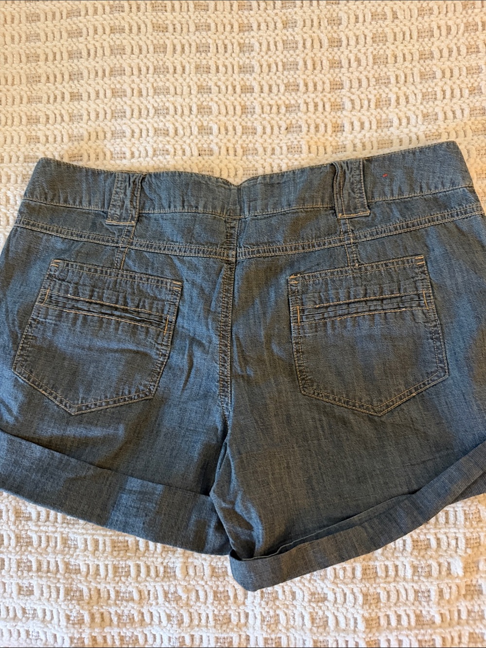 Mossimo Supply Co Lowest Rise Denim Shorts Juniors Size 13 Cuffed - Picture 3 of 4